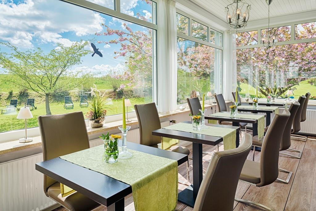 Hofhotel Kraehenberg เกรอมิทซ์ ภายนอก รูปภาพ